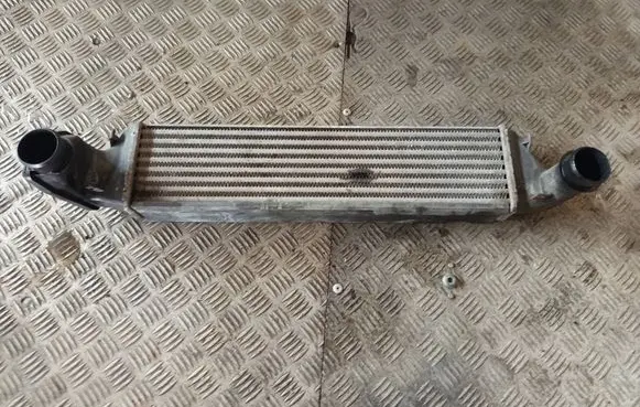 Opel Zafira B Intercooler radiator