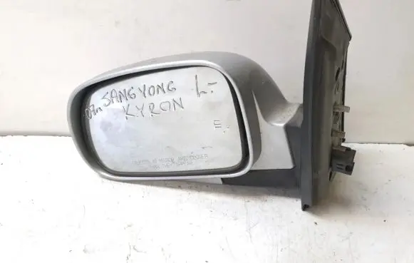 SsangYong Kyron Front door electric wing mirror 012317
