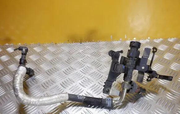 Audi Q7 4M Fuel line/pipe/hose 059130327