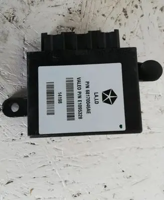 Dodge Challenger Parking PDC control unit/module 68170046AE