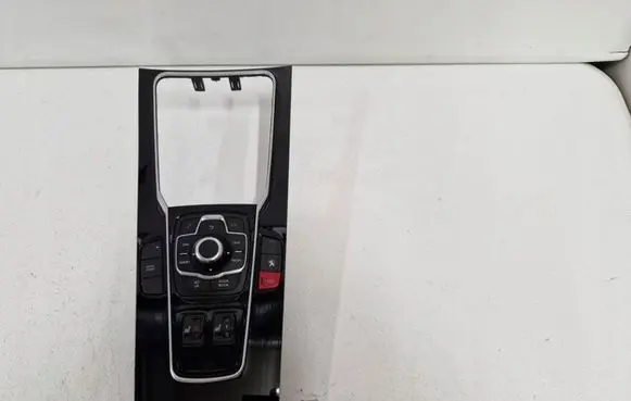 Peugeot 508 Panel trim