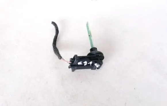 Audi A6 S6 C5 4B Interior temperature sensor 4B0820539 784300