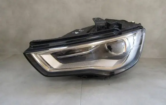 Audi A3 S3 8V Headlight/headlamp 8v0