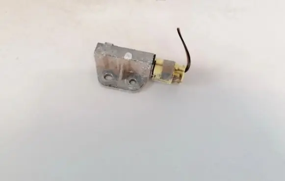 Nissan X-Trail T30 Airbag deployment crash/impact sensor