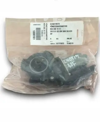 KIA Ceed Front door window regulator motor 824601H010