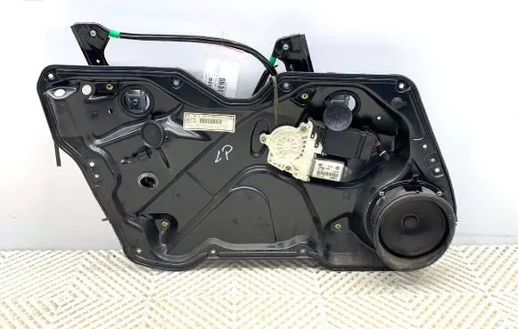 Seat Leon (1M) Front door window regulator with motor 1J1959801C