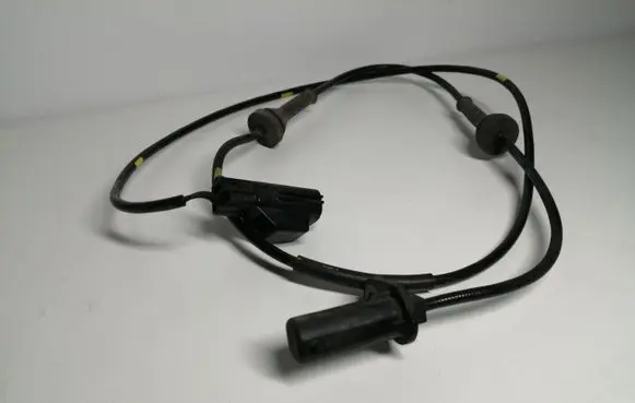 Volvo XC70 ABS brake wheel speed sensor 10071160133