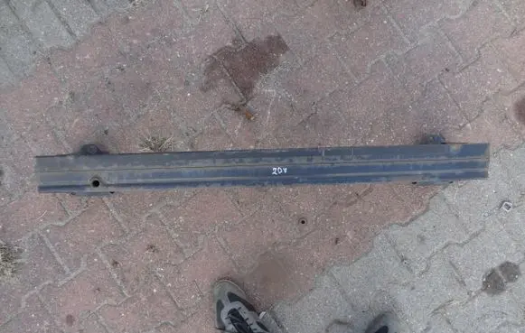 Peugeot 207 Front bumper support beam 111111111
