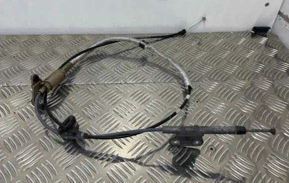 Audi A8 S8 D4 4H Gear shift cable linkage 4H1713035