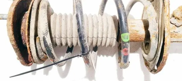 Toyota Auris 150 Front coil spring 