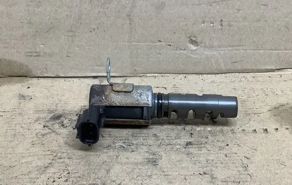 Lexus RX 330 - 350 - 400H Camshaft vanos timing valve 1534020011