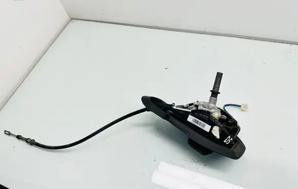 BMW 3 E90 E91 Gear shifter/selector 7564687