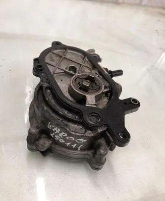 Skoda Karoq Vacuum pump 05l145100