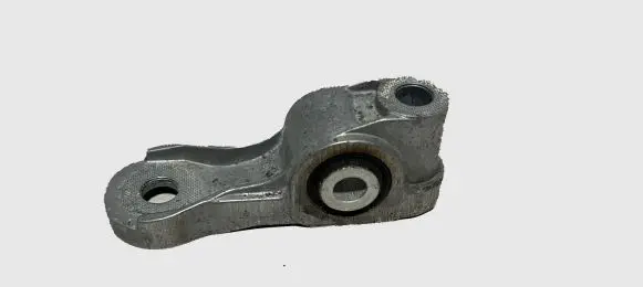 Skoda Kodiaq Gearbox mounting bracket 782115147537 13274
