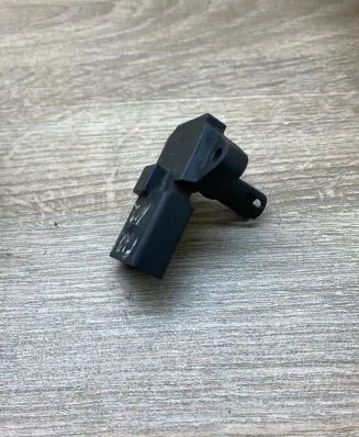 Skoda Fabia Mk1 (6Y) Air pressure sensor 03C906051 5WK9883