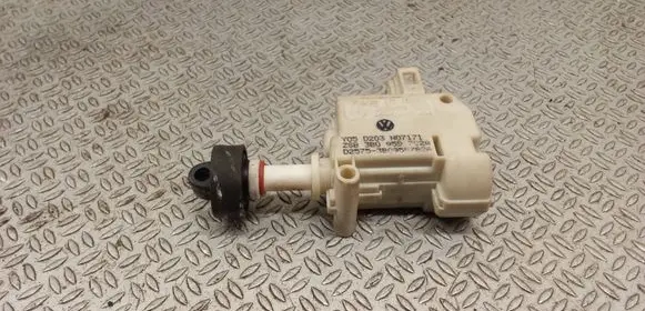 Audi A6 S6 C6 4F Fuel tank cap lock motor 3B0959782A
