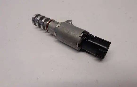 Renault Megane IV Camshaft vanos timing valve 1204-01-0505