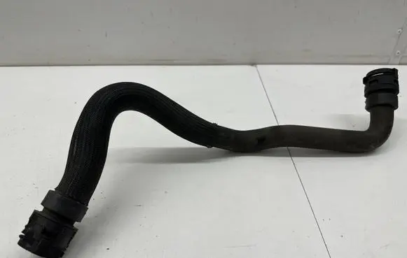 Opel Mokka B Engine coolant pipe/hose 9824409380