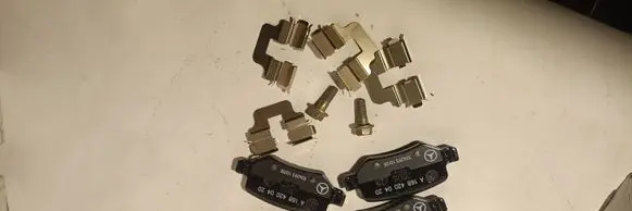 Mercedes-Benz A W168 Brake pads (front) A1684200420