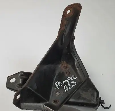 Saab 900 ABS pump bracket 