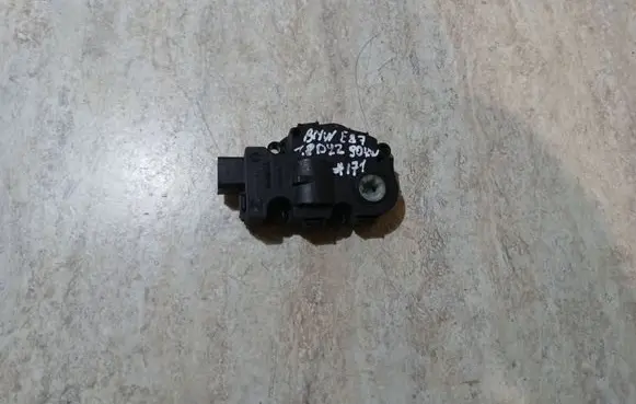 BMW 1 E81 E87 Air flap motor/actuator 410475520