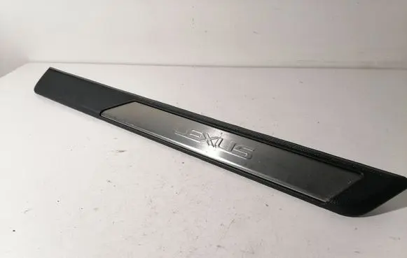 Lexus ES 250 - 300 - 330 Front sill trim cover 6791133150