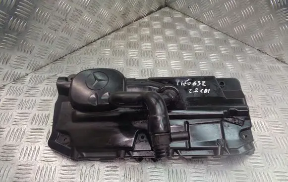 Mercedes-Benz Vito Viano W638 Rocker cam cover 611016302