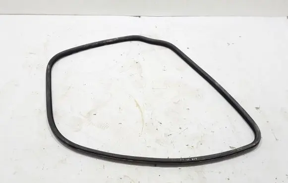 Volvo S80 Front door rubber seal 31278771