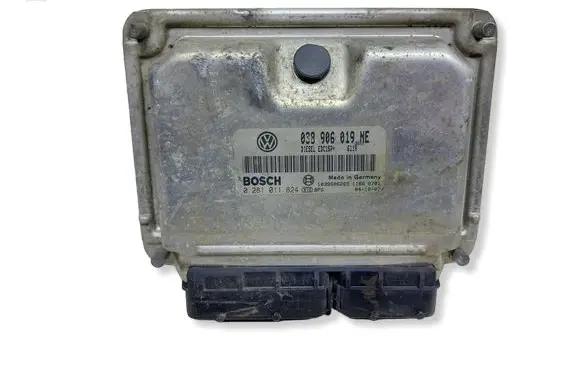 Skoda Fabia Mk1 (6Y) Engine control unit/module 038906019NEKASACJ 038906019NE 0281011824