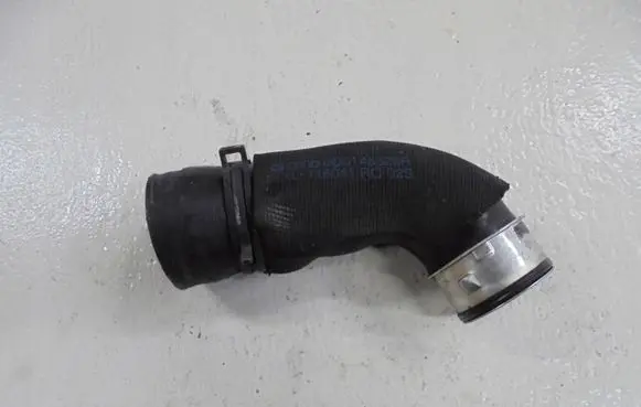 Seat Ibiza III (6L) Intercooler hose/pipe