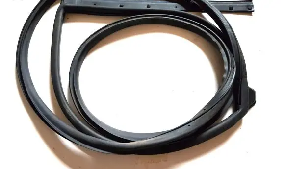 Rubber seal rear door