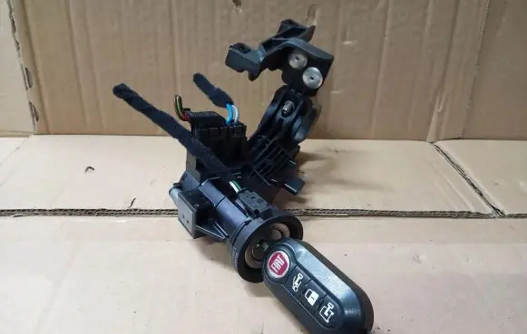Fiat Grande Punto Ignition lock 61124701