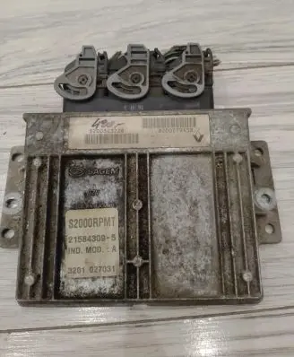 Renault Espace - Grand espace IV Engine control unit/module ECU 8200323228