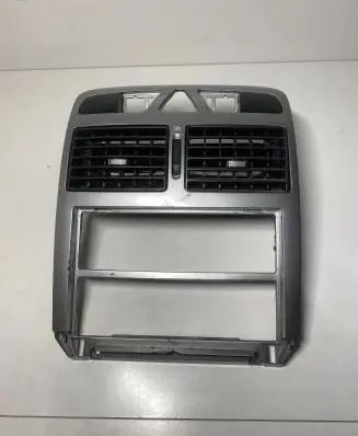 Radio/GPS head unit trim