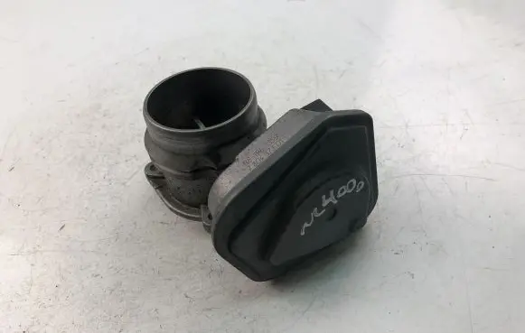 BMW 3 E90 E91 Throttle valve 7804373