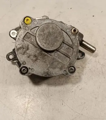 Jeep Grand Cherokee (WK) Vacuum pump LA1231065