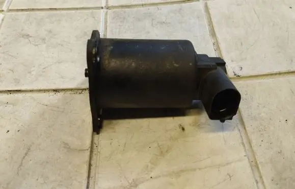 Renault Kangoo I EGR valve 72281830 7700107471