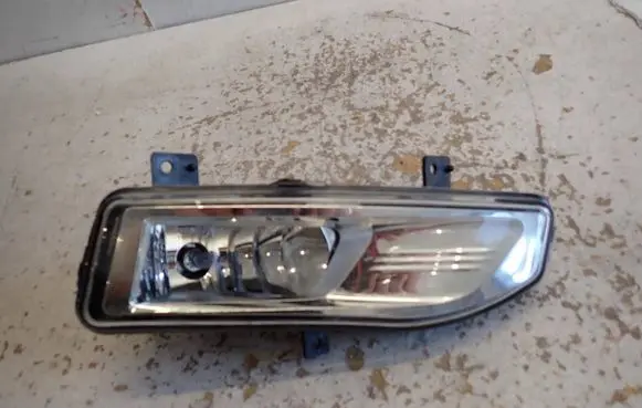 Nissan Qashqai Front fog light 261508995