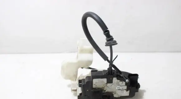 KIA Ceed Front door lock