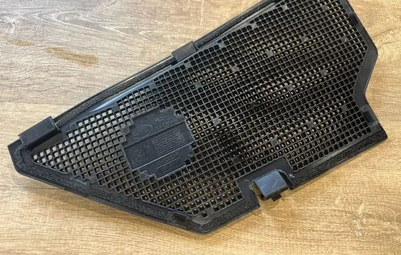 Jaguar F-Pace Wiper trim HK8302222A
