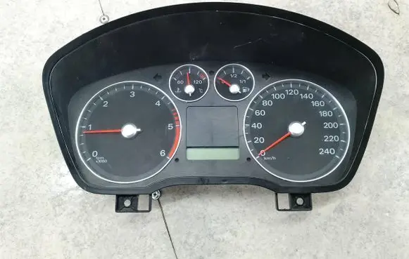 Ford Focus Speedometer (instrument cluster) 