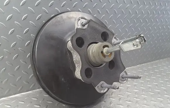 Nissan Tiida C11 Brake booster 46007EM11B XJ4A015 26786428004