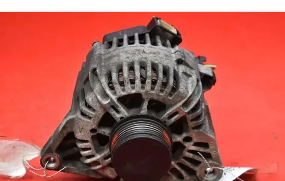 KIA Cerato Generator/alternator 37300-2A110