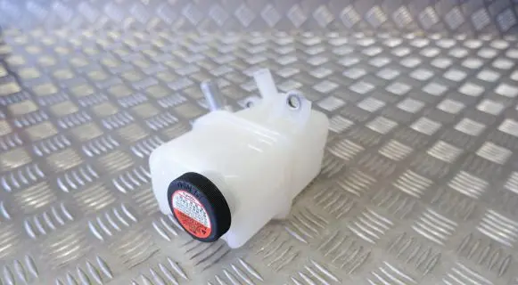 Toyota Prius+ (ZVW40) Coolant expansion tank/reservoir G92A047011 G92A047010