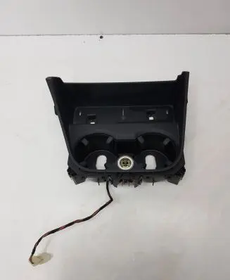 Cup holder front