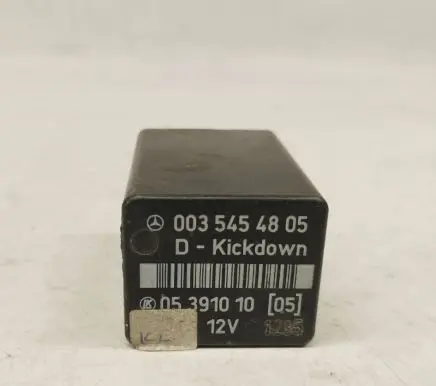 Mercedes-Benz E W124 Other relay 0035454805 A0035454805