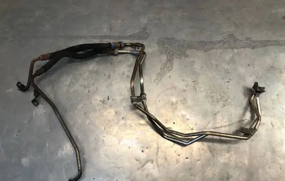 Audi A4 S4 B8 8K Gearbox oil cooler pipe/hose 8K0317817CS 8K0317818CS