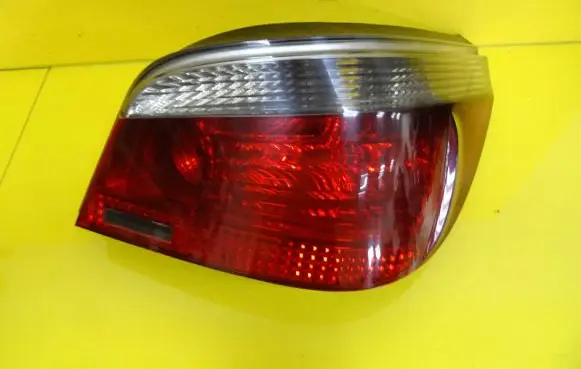 BMW 5 E60 E61 Rear/tail lights 6910768