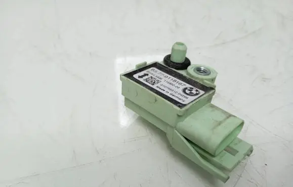 Mini One - Cooper Clubman R55 Airbag deployment crash/impact sensor 9118167 11585229 5WK43865