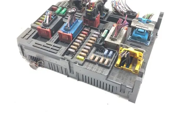 Opel Crossland X Other control units/modules 9819851280